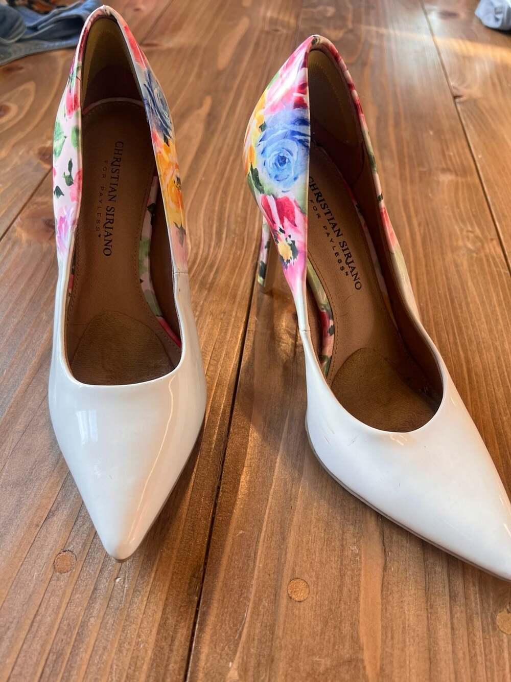 Christian Siriano White Floral Patent Pointed Toe Stiletto Pumps 7.5